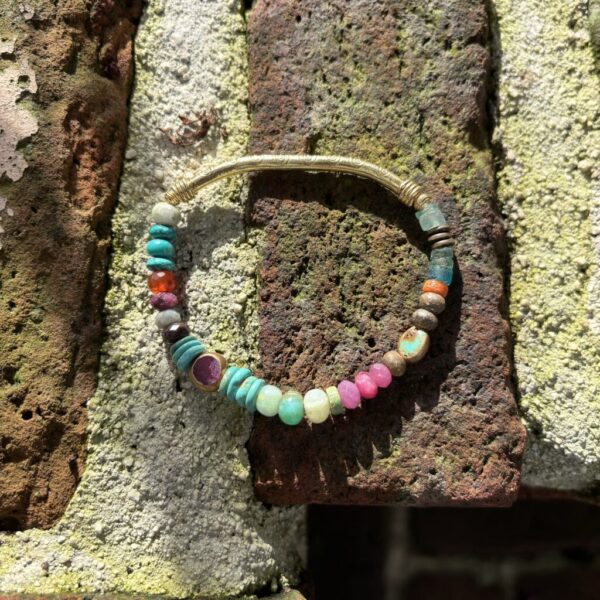 The Great Escape Gold Stretch Bracelet