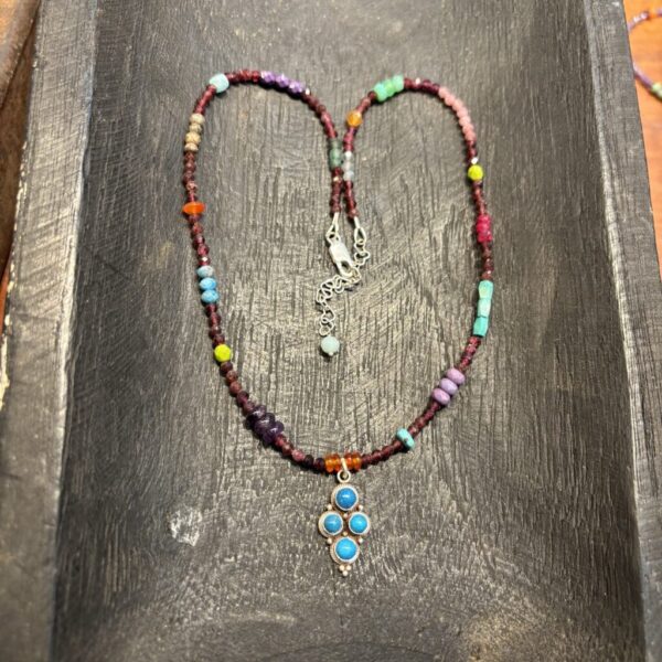 Garnet Silver Necklace With 4 Turquoise Dots