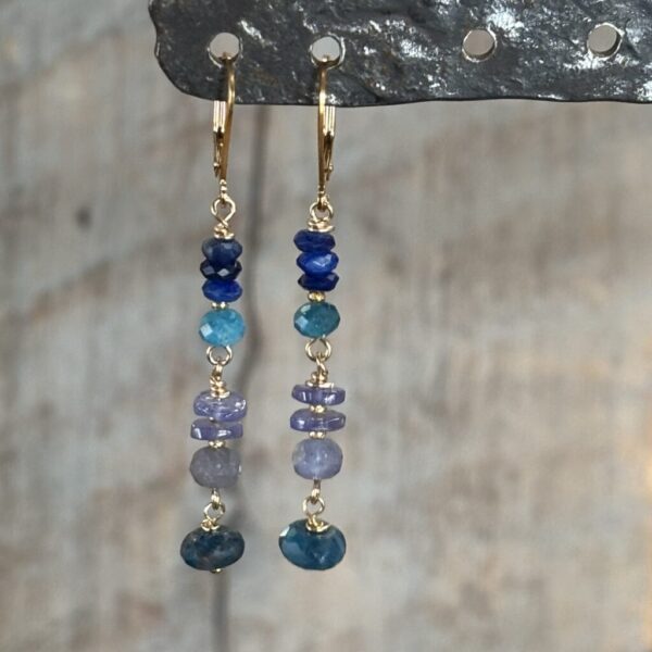 B-ite Me Earrings Gold